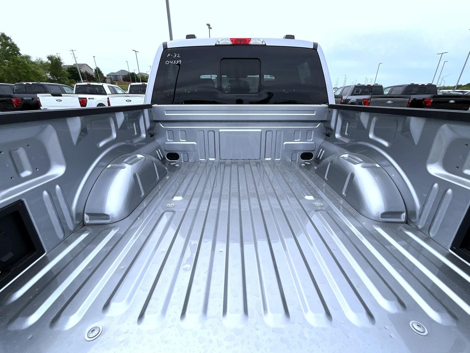 New 2026 Iconic Silver Metallic Ford XLT image 16