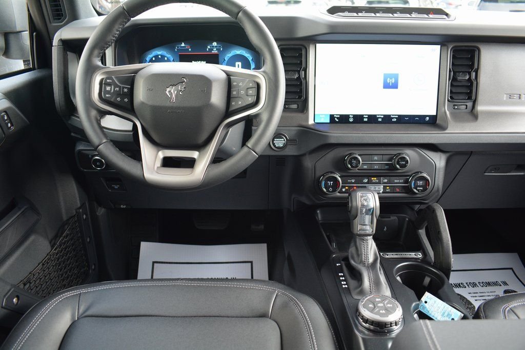 New 2025 Desert Sand Ford Badlands® image 5