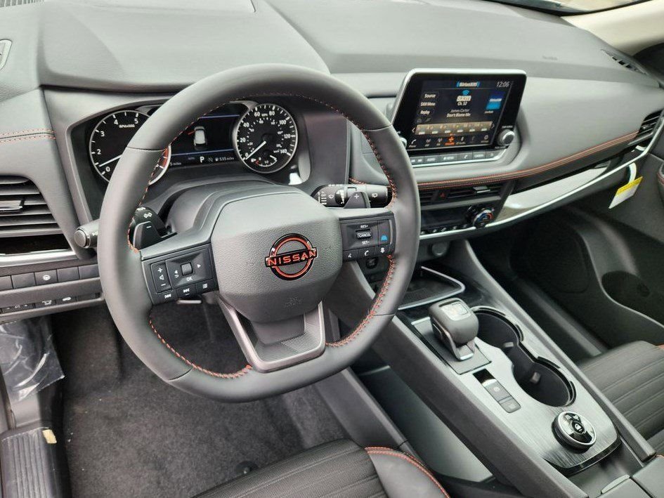 New 2026 Everest White Pearl TriCoat Nissan Rock Creek image 11