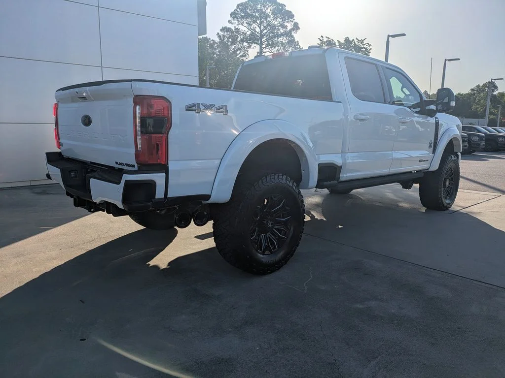 New 2026 Star White Metallic Tri-Coat Ford Lariat image 4