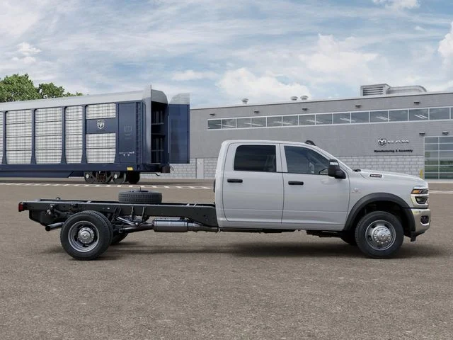New 2026 Bright White Clearcoat RAM Tradesman image 21