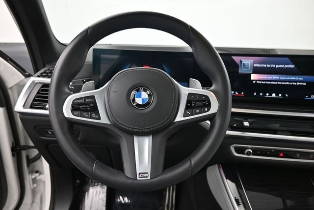 Used 2025 White BMW xDrive40i image 13