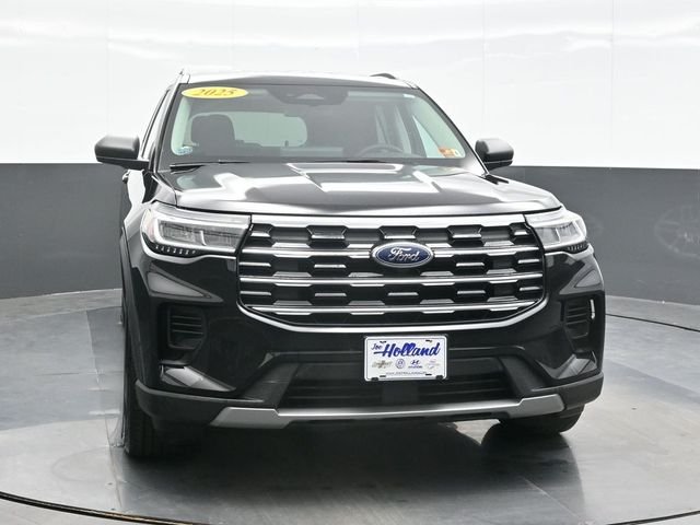 Used 2025 Black Ford Active image 6