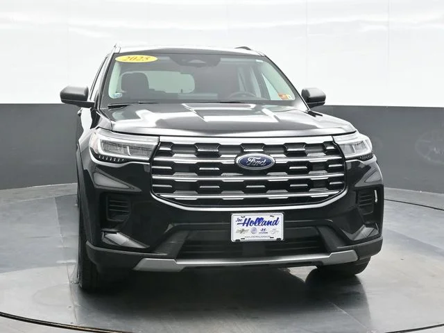 Used 2025 Black Ford Active image 6