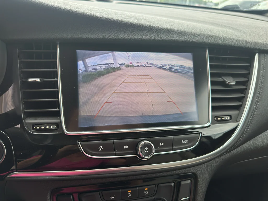 Used 2021 Ebony Twilight Metallic Buick Preferred image 3