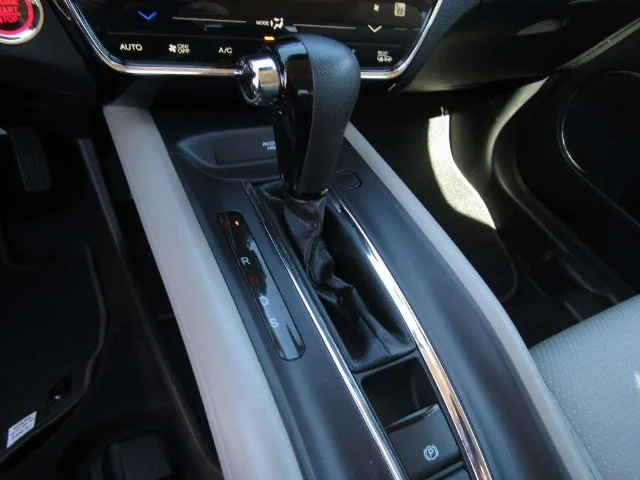 Used 2019 Lunar Silver Metallic Honda EX image 20
