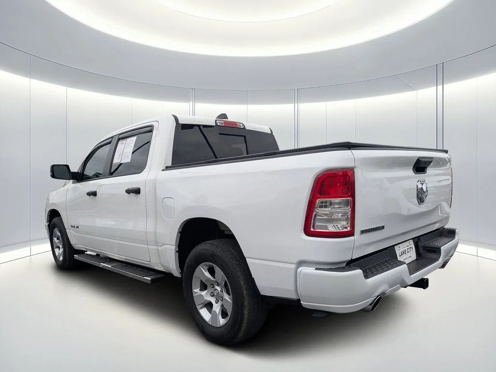 Certified Used 2023 White Ram Big Horn/Lone Star image 5