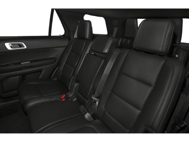 Used 2015  Ford Limited image 14