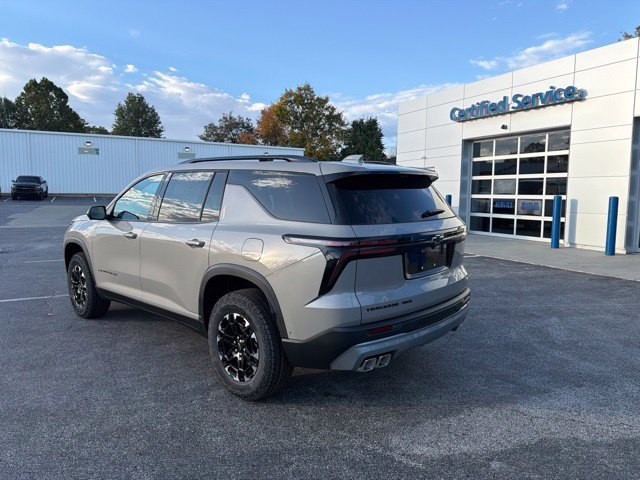 2027 Chevrolet Traverse Z71 - Photo 7
