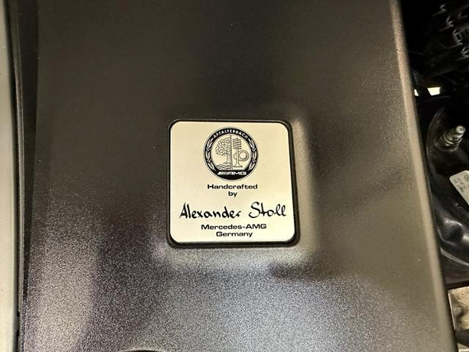 Certified Used 2024 MANUFAKTUR Moonlight White Metallic Mercedes-Benz 4MATIC® image 9
