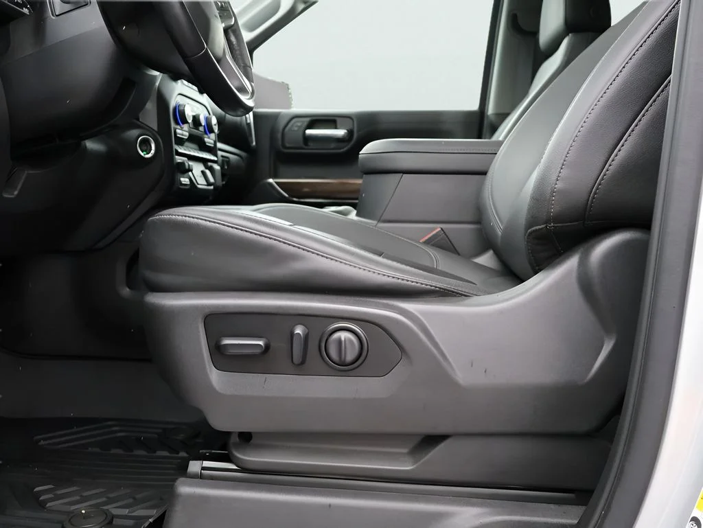 Used 2021 Silver Chevrolet LT Trail Boss image 38