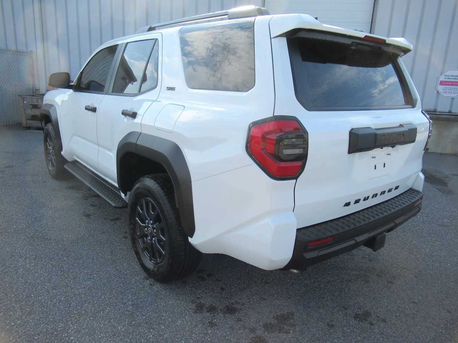 Used 2026 Ice Cap Toyota SR5 image 7
