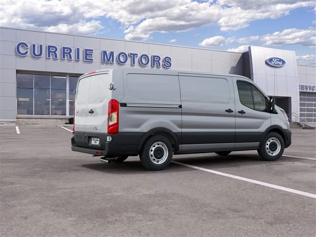 New 2027 Silver Metallic Ford Base image 6