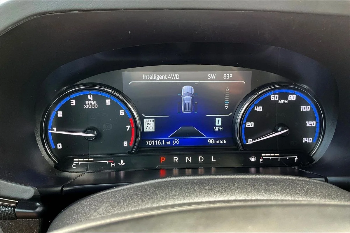 Used 2024  Ford Outer Banks image 13