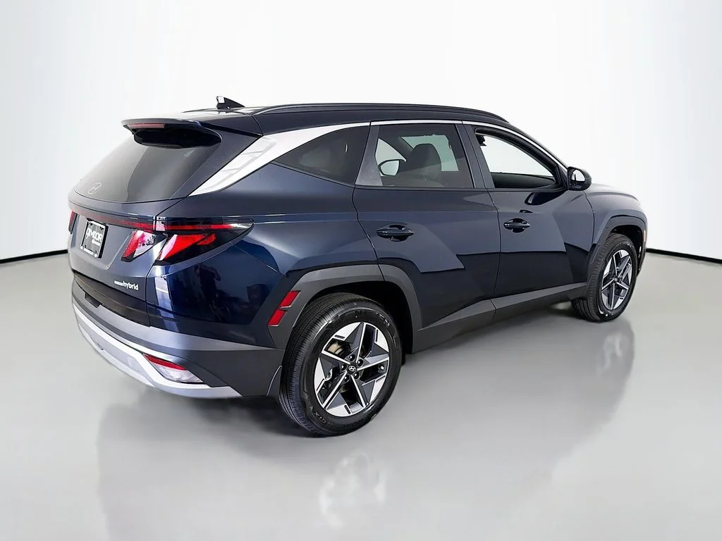 New 2026 Deep Sea Hyundai SEL image 7