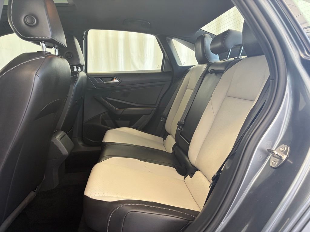 Used 2020 Platinum Gray Metallic Volkswagen R-Line image 25