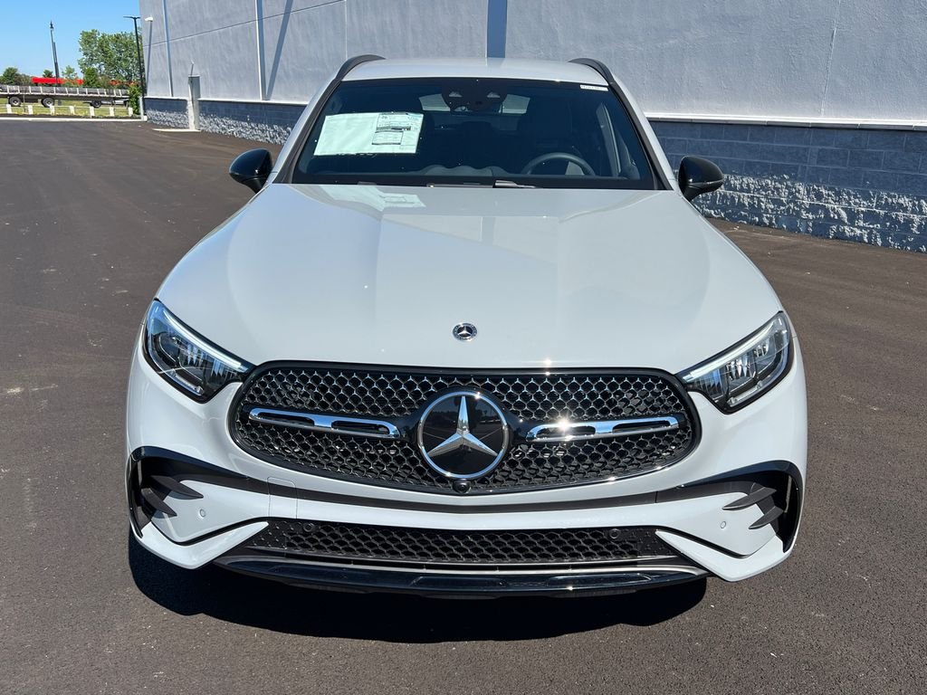 New 2026 MANUFAKTUR Alpine Grey Mercedes-Benz GLC300 image 3