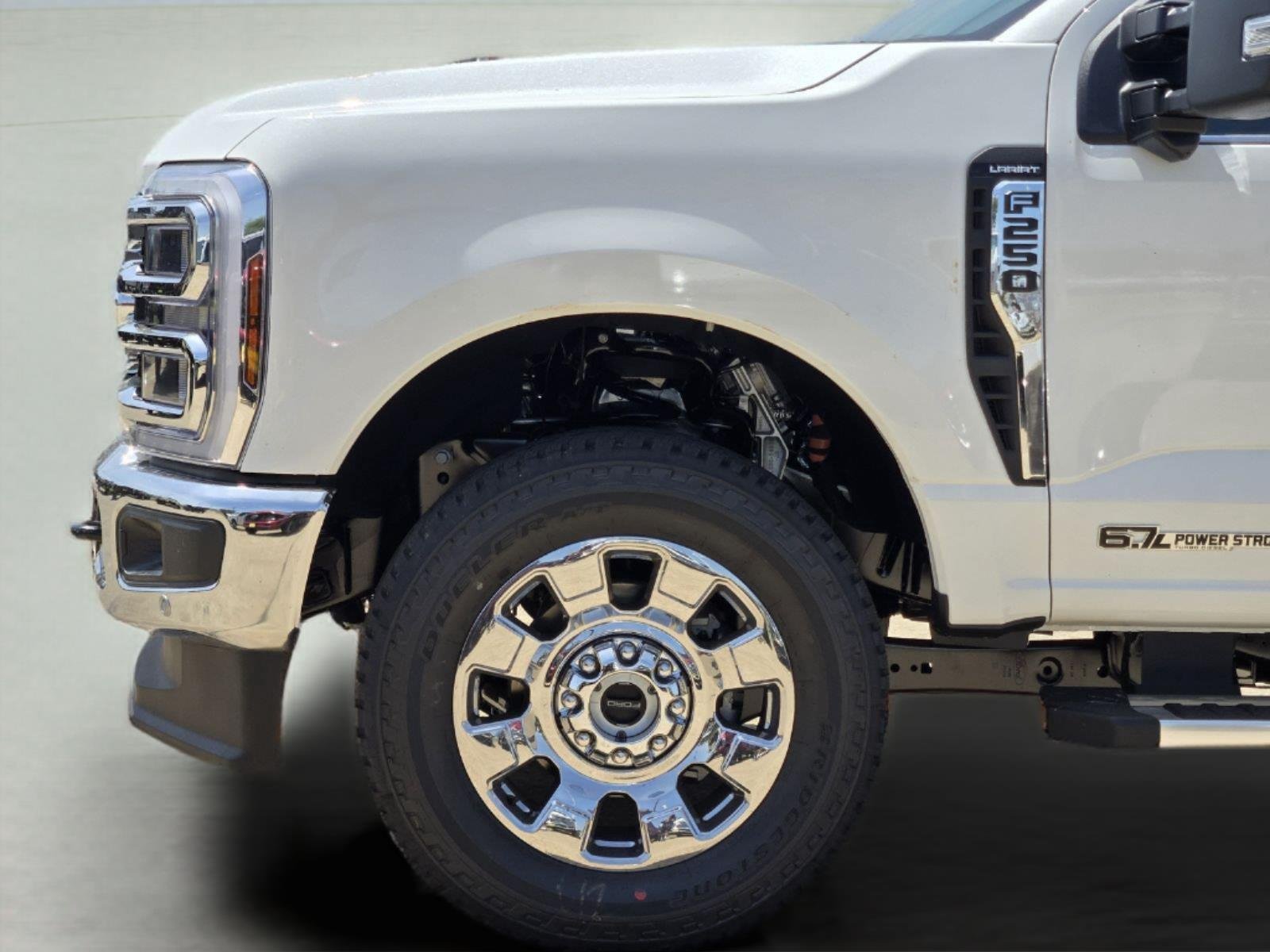 New 2026 Star White Metallic Tri-Coat Ford F-250® Lariat® image 6