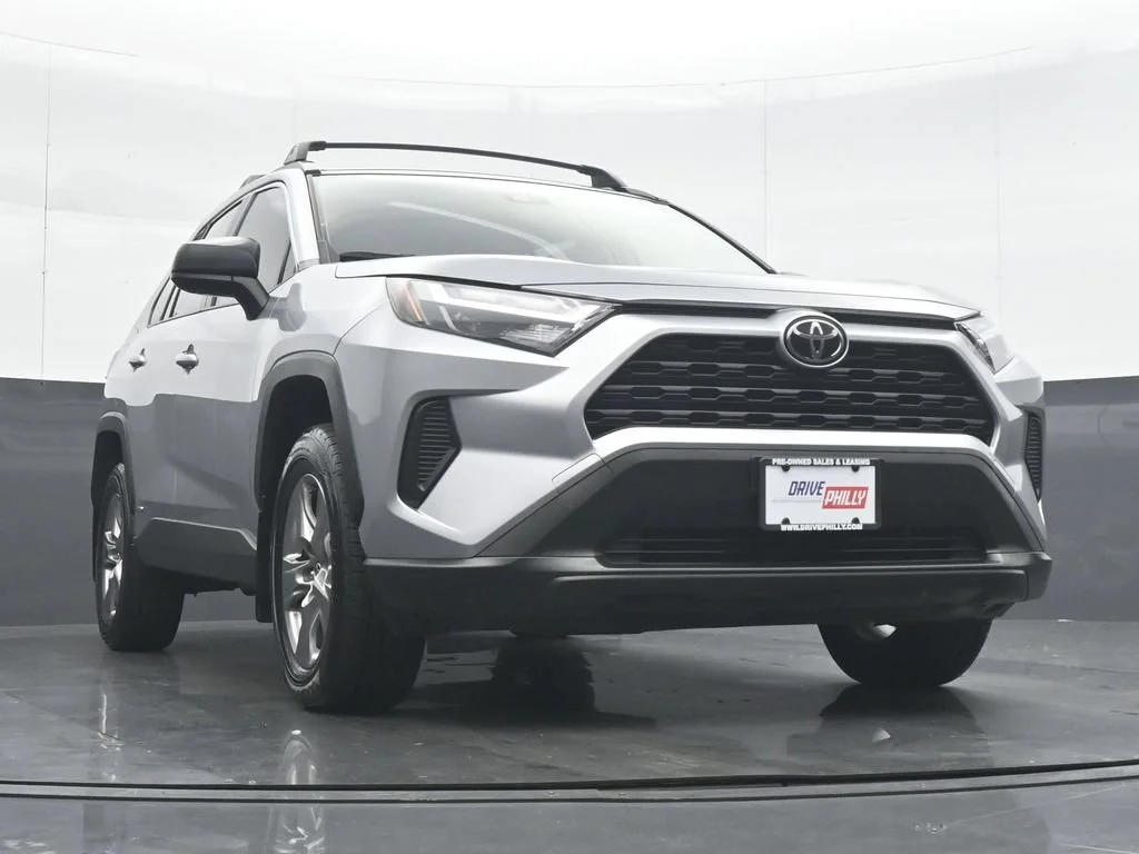 Used 2025 Silver Toyota LE image 33