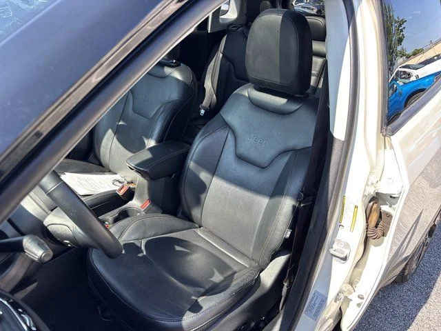 Used 2018 White Jeep Limited image 21