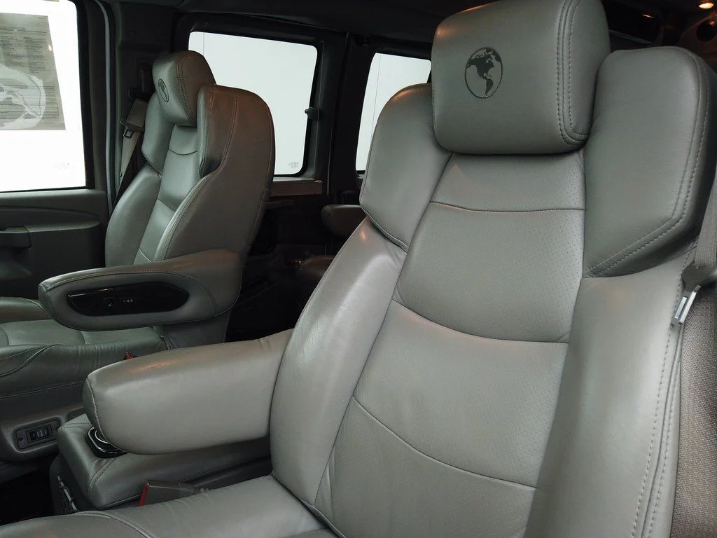 Used 2020 Summit White GMC Explorer Limited SE image 20