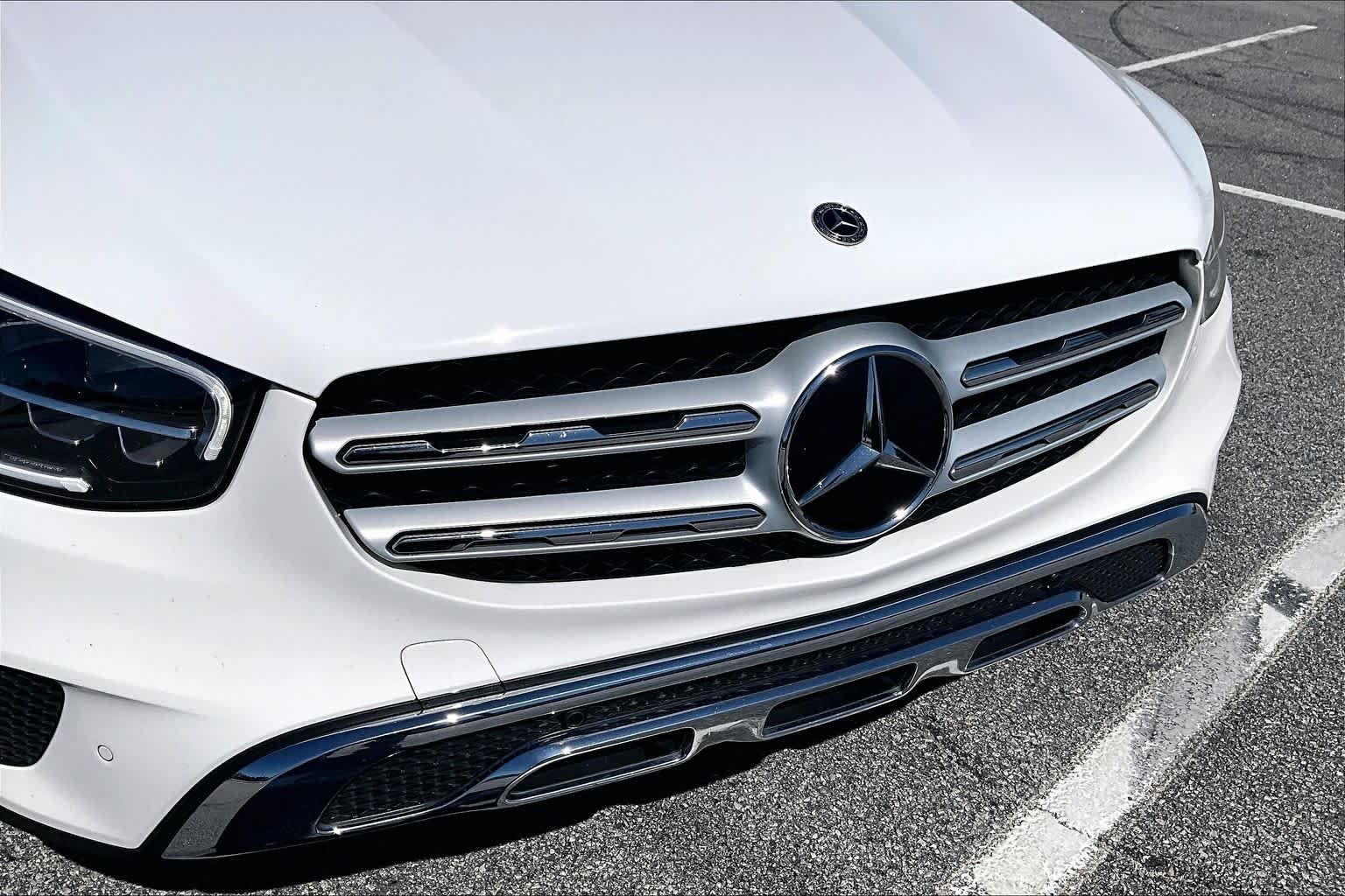 Used 2021 Polar White Mercedes-Benz GLC 300 image 30