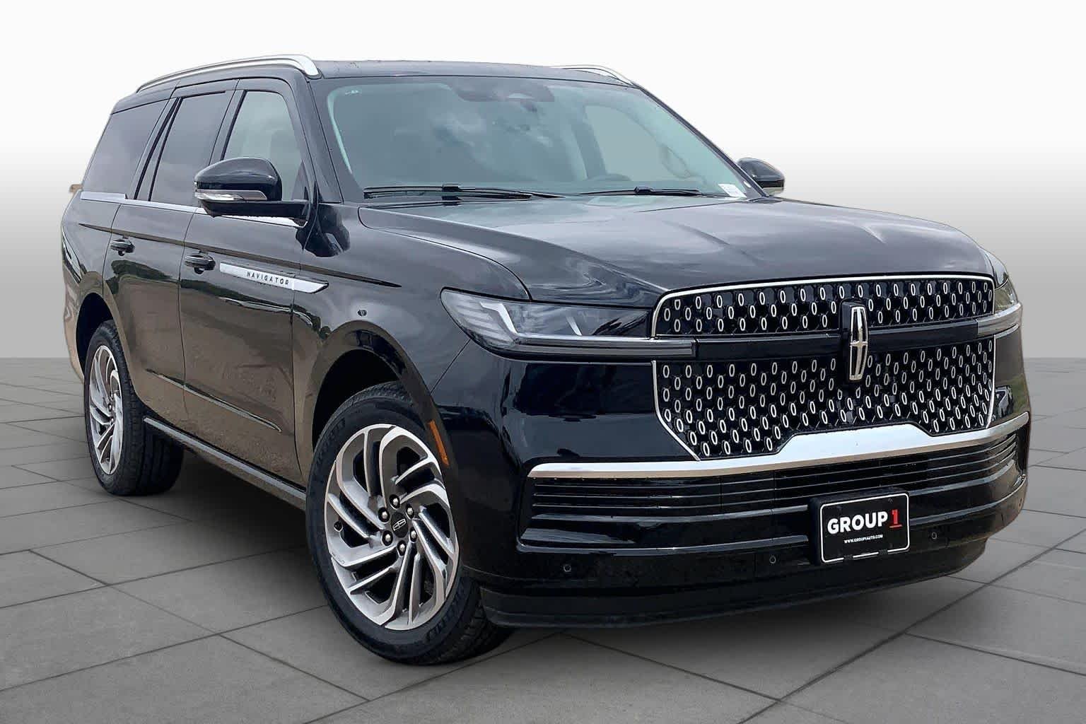 New 2026 Infinite Black Metallic Lincoln Reserve image 2