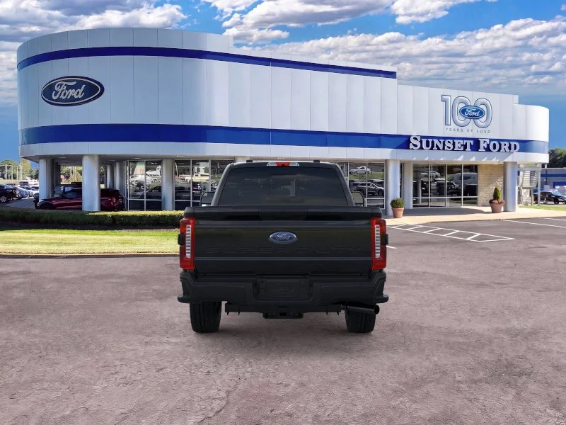 New 2026 Agate Black Metallic Ford XL image 5