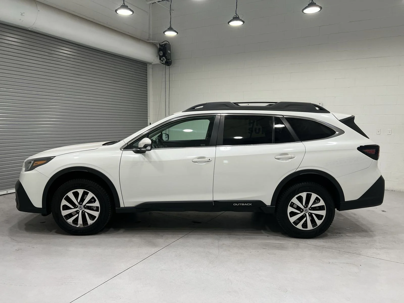Used 2022 White Subaru Premium image 5