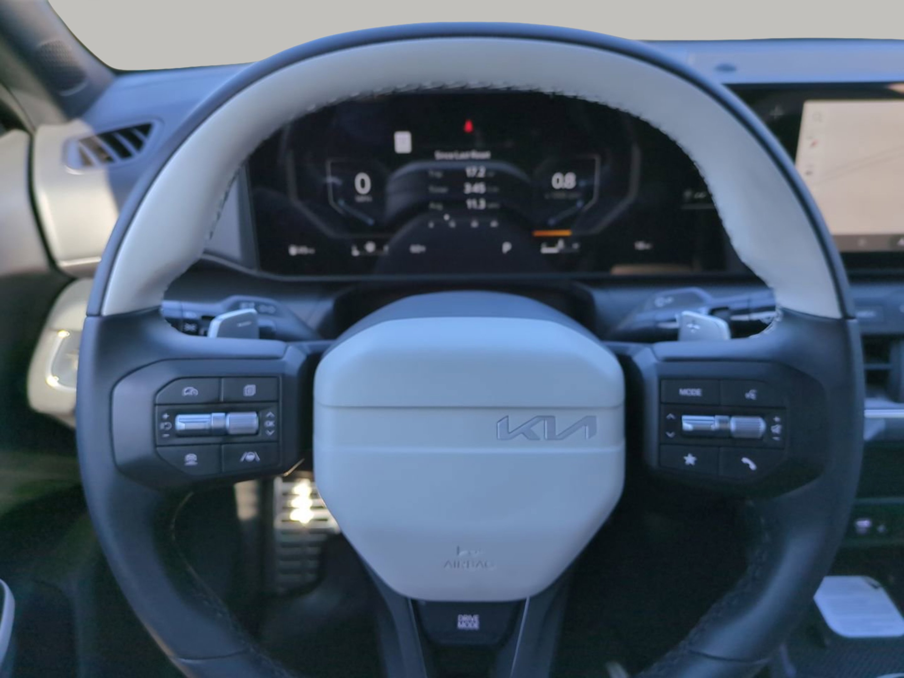 New 2025 Snow White Pearl Kia GT-Line Turbo image 27