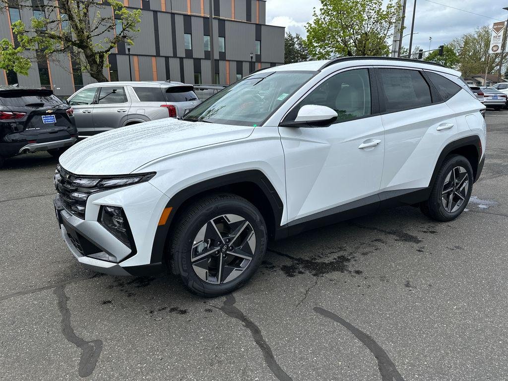 New 2026 White Hyundai SEL AWD image 2