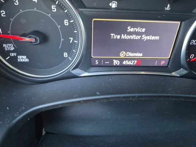 Used 2019 EBONY TWILIGHT METALLIC GMC Denali image 2