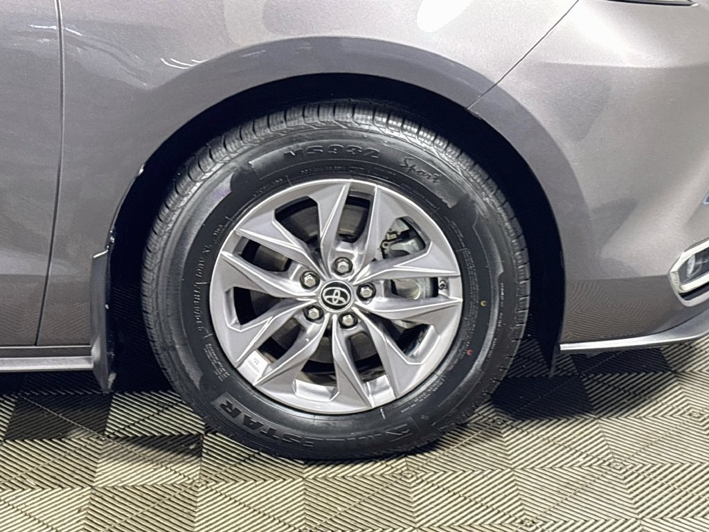 Used 2023 Predawn Gray Mica Toyota XLE image 22
