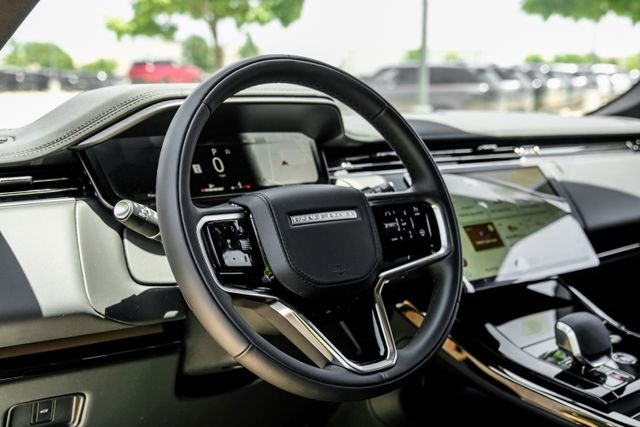New 2026  Land Rover SE image 20