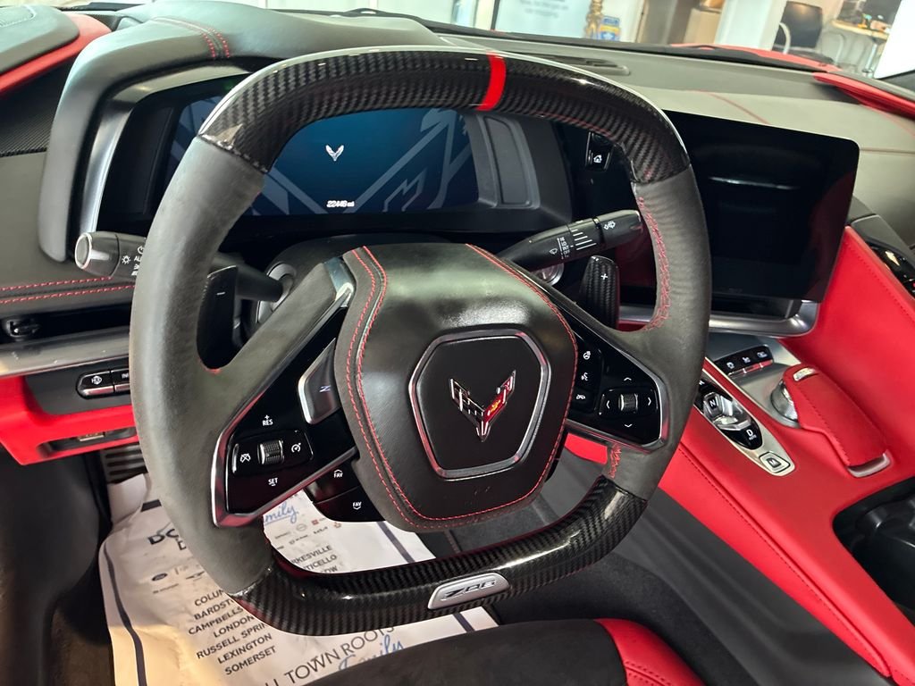 Used 2023 Red Chevrolet Z06 image 12