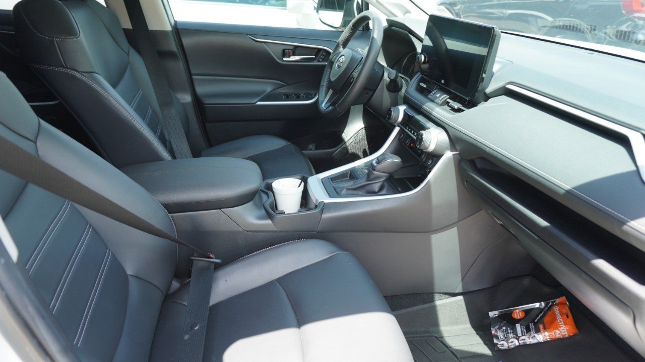 Used 2024 White Toyota XLE Premium image 11
