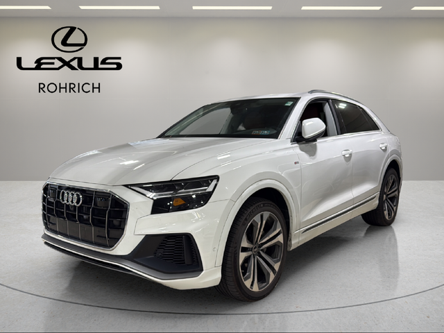 2022 Audi Q8 55 Premium Plus