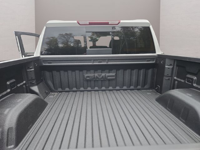 New 2026 Summit White GMC Elevation image 27