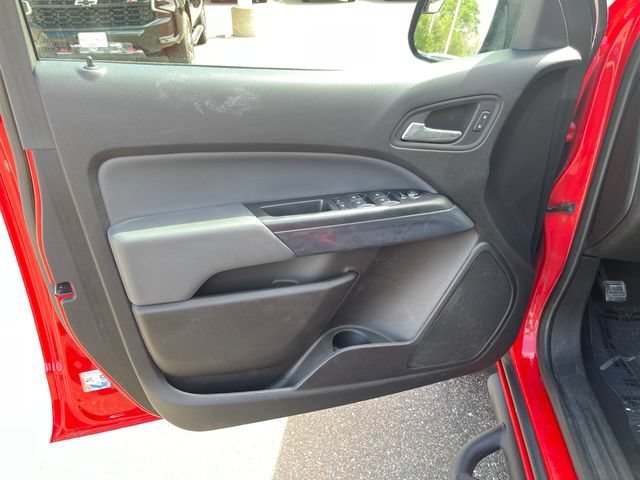 Used 2020 Red Chevrolet 4WD Z71 image 10
