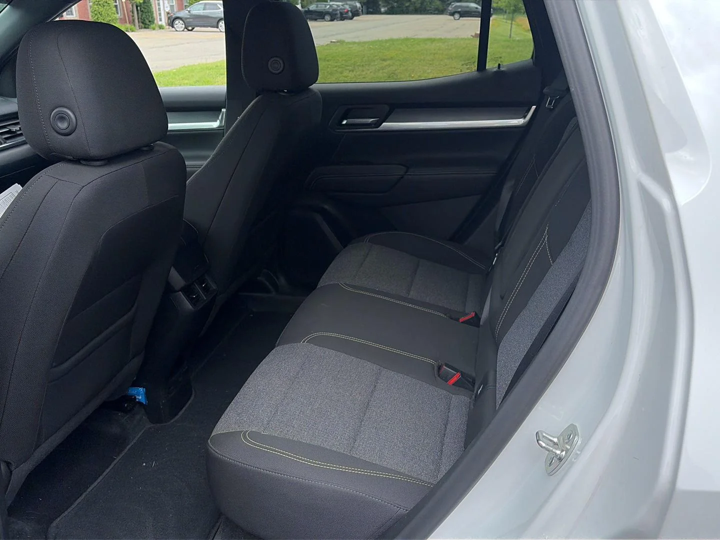 Used 2026 Summit White GMC AWD Elevation image 10