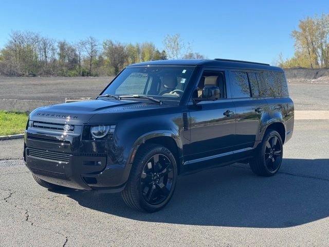 2026 Land Rover Defender 130 X-Dynamic SE