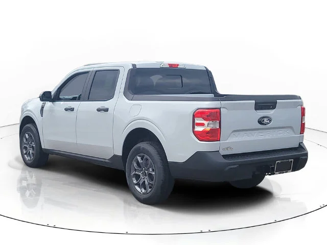 New 2026 White Metallic Ford XLT image 7