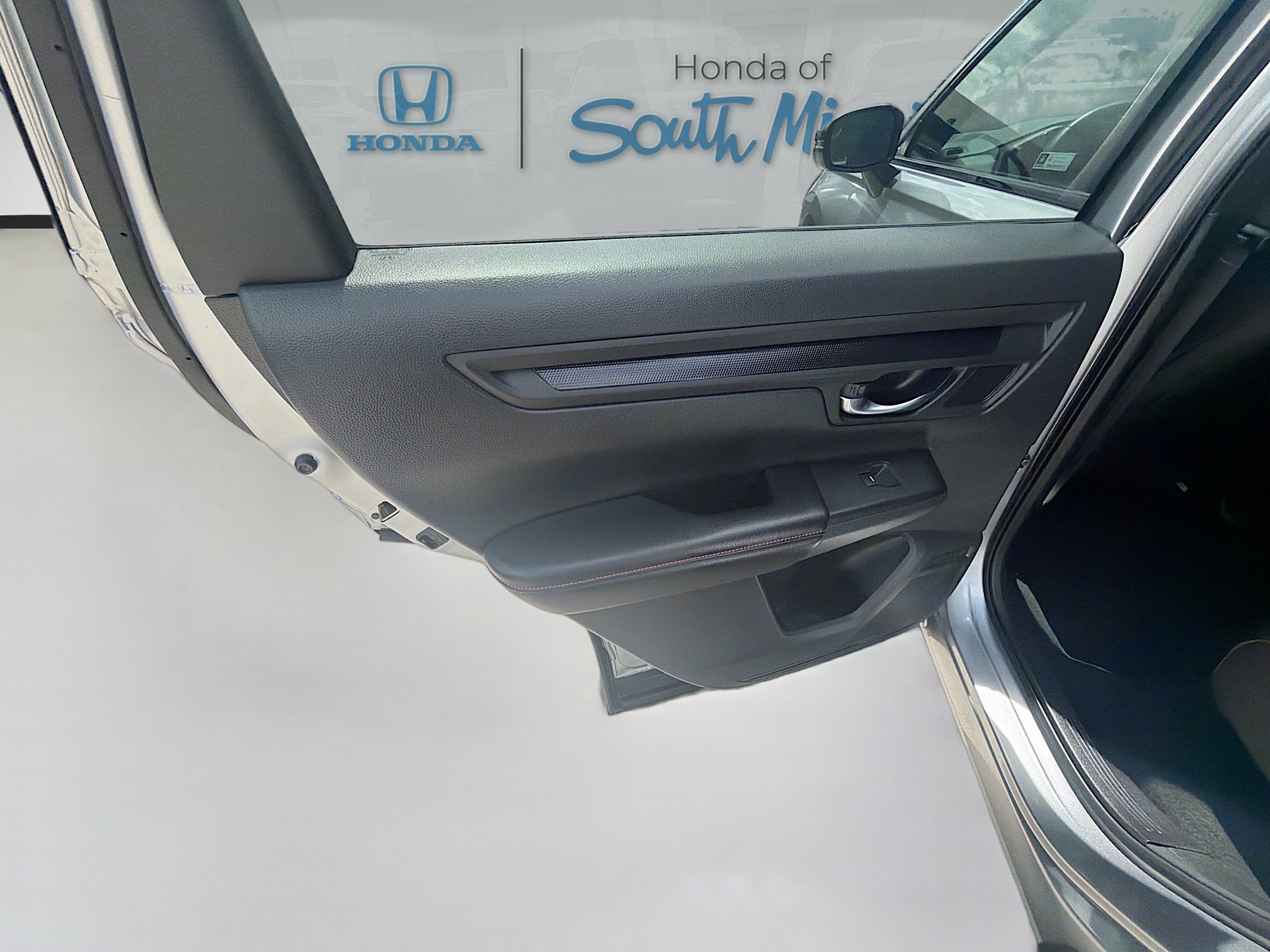 Used 2026 Solar Silver Metallic Honda 2WD Sport-L Hybrid image 25