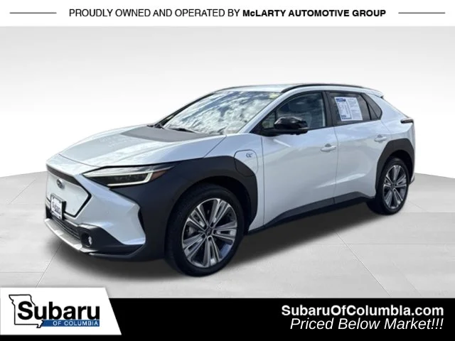 Used 2023 White Subaru Limited image 4