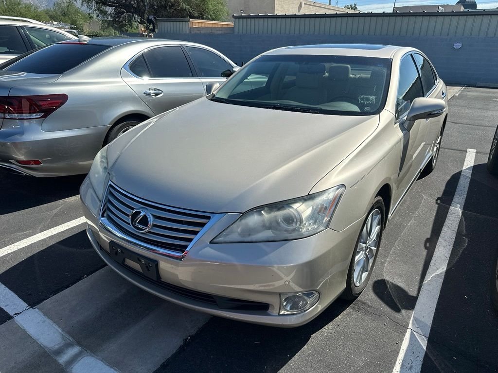 Used 2011 Beige Lexus 350 image 3