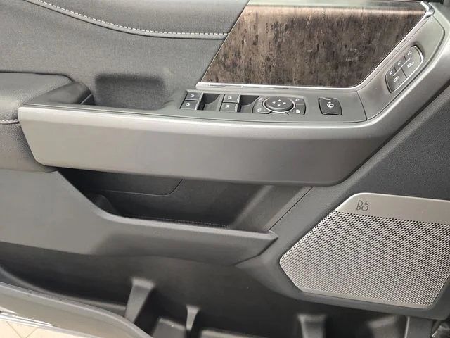 New 2026 Carbonized Gray Metallic Ford F-350® Lariat® image 39