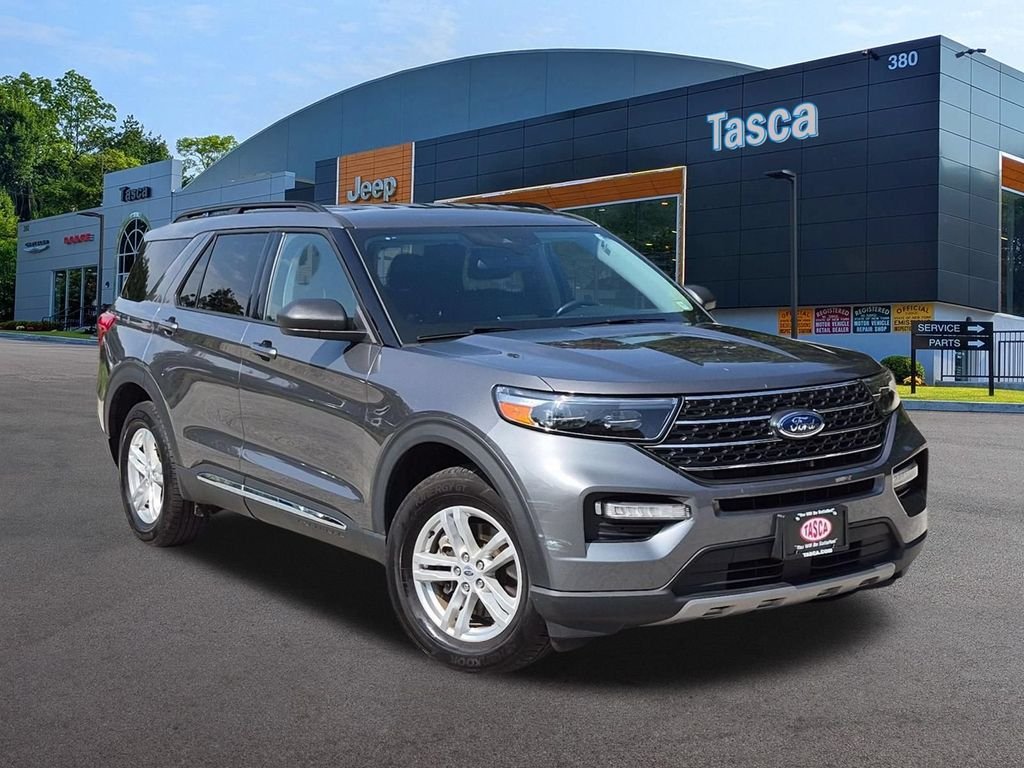 Used 2023 Gray Ford XLT image 1