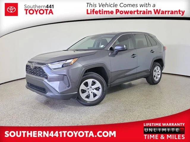 2025 Toyota RAV4 LE