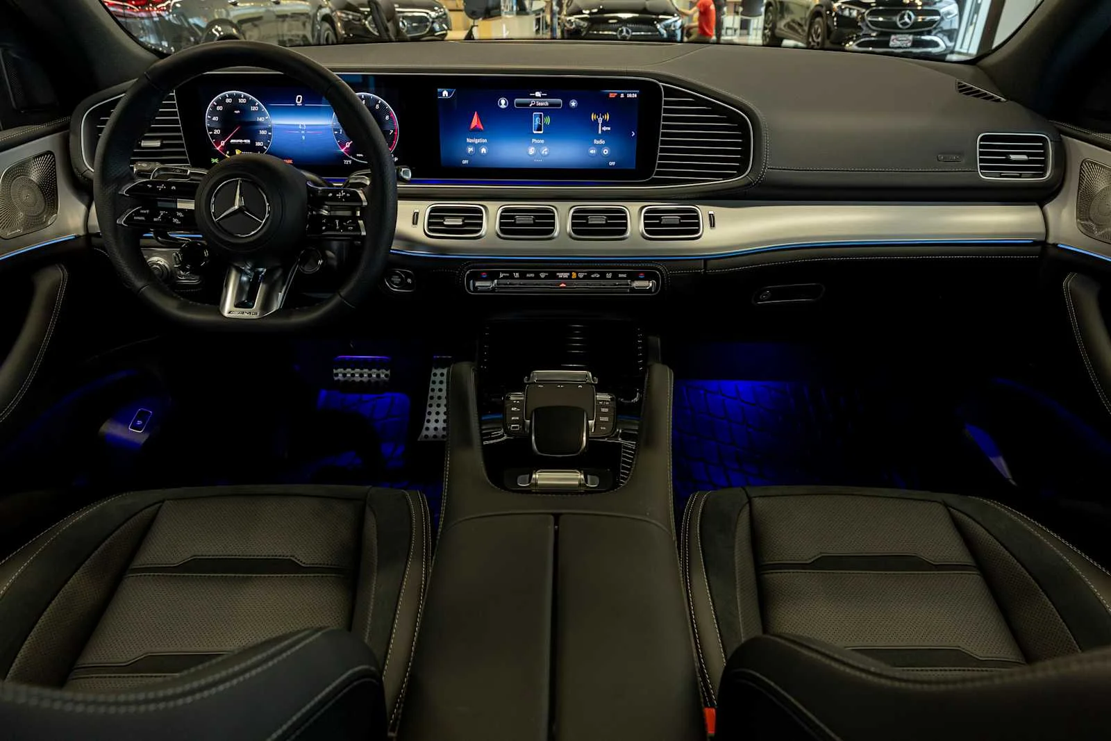New 2026 Polar White Mercedes-Benz AMG® GLE 53 4MATIC+ SUV image 6