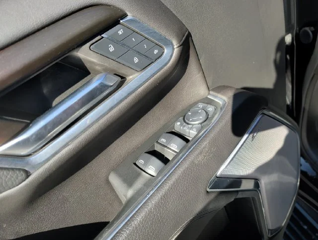 Used 2024 Onyx Black GMC Denali image 14